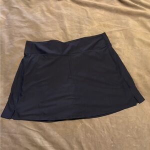Old Navy Active Navy Skort